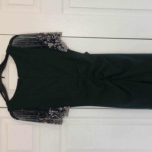 Formal full-length Mother of the bride or groom - Picture 5 of 7